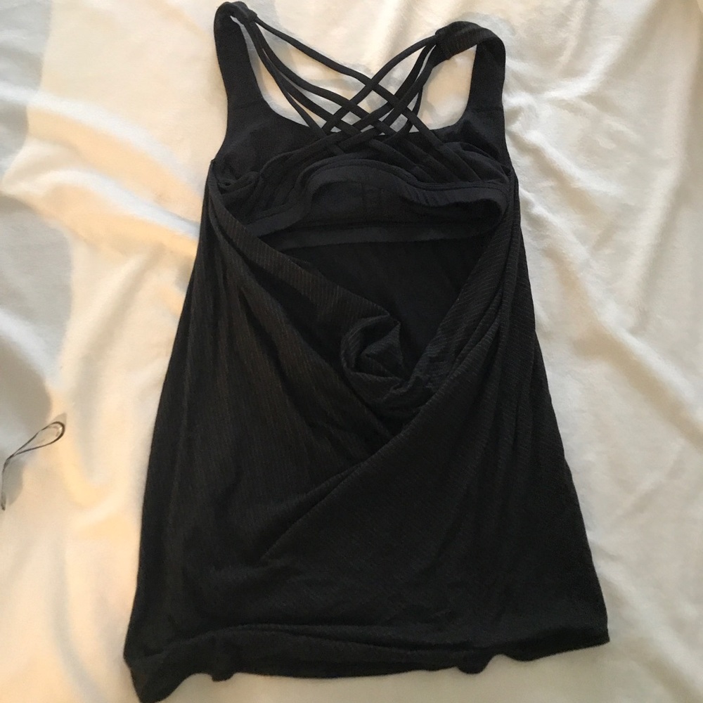 Lululemon tank with bra attachment